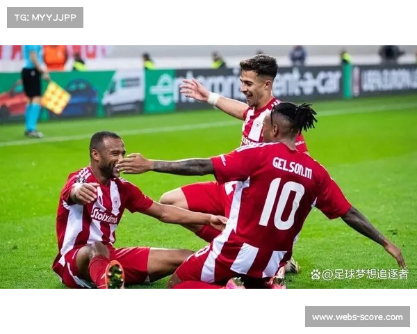 阿贾克斯主场迎战奥林匹亚科斯，高位逼抢战术面临考验